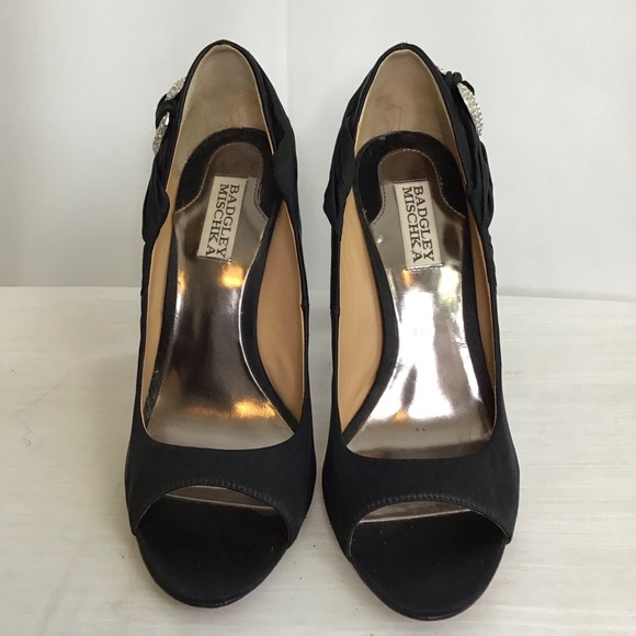 BADGLEY MISCHKA WOMEN ELEGANT BLACK SILK RHINESTONE BROACH OPEN TOE HEELS SZ 8M - Picture 3 of 7